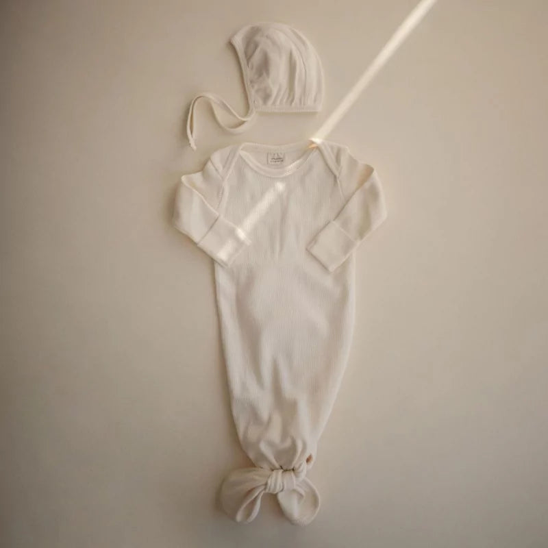 Mushie ★ Ribbed baby bonnet ★ 0-3 mnd ★ ivory,blush, grey