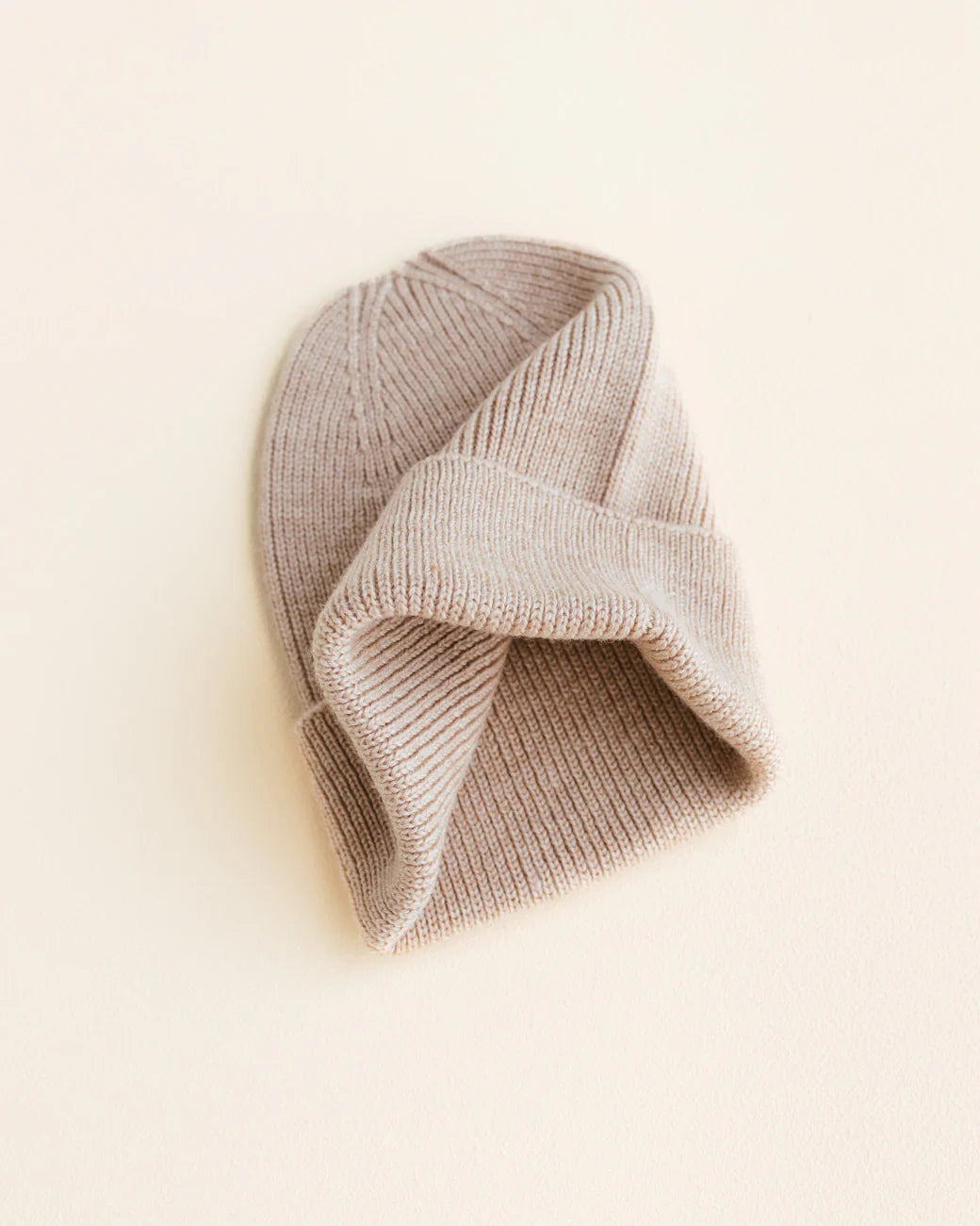 HVID ★ Beanie Newborn ★ Cream / Sand